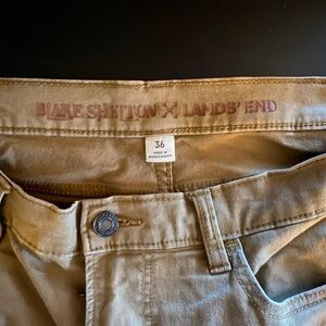 Blake Shelton Lands End Mens Khaki pants